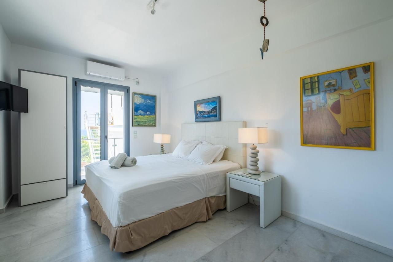 Icarus Luxury Beachfront Villa Gialiskari  المظهر الخارجي الصورة