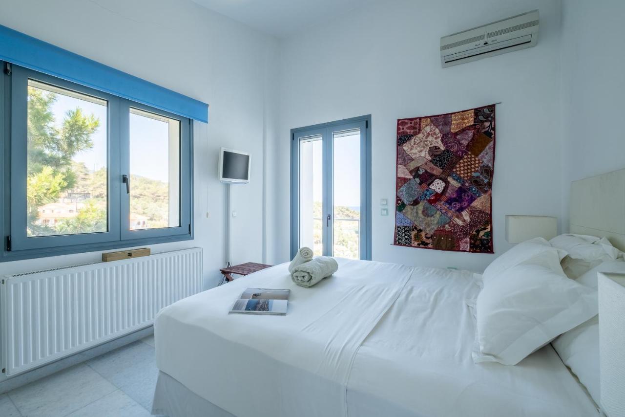 Icarus Luxury Beachfront Villa Gialiskari  المظهر الخارجي الصورة